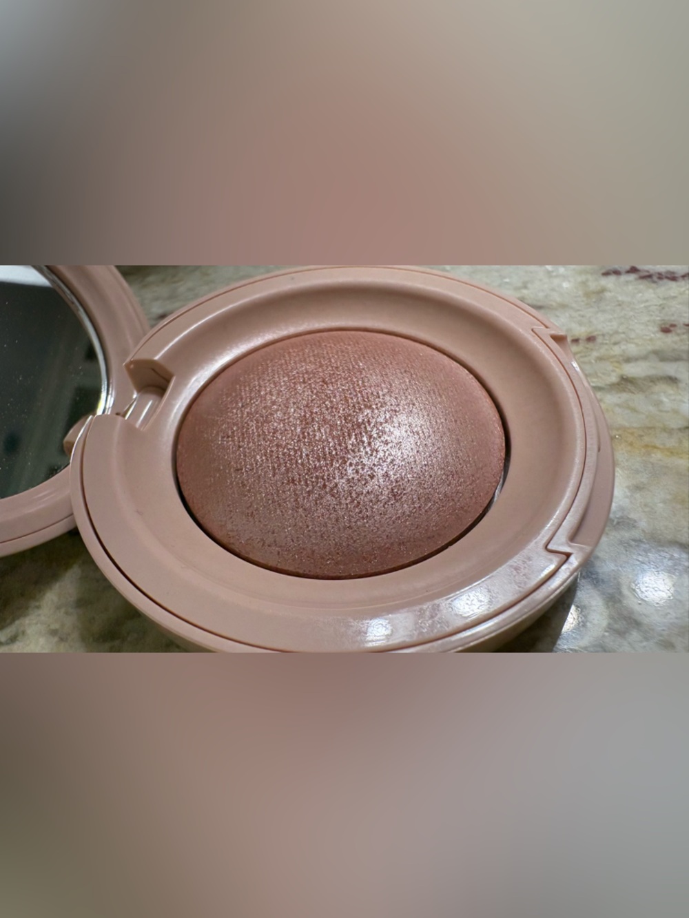 Rare Beauty Positive Light Highlighter, Mesmerize - Picture 3 of 7